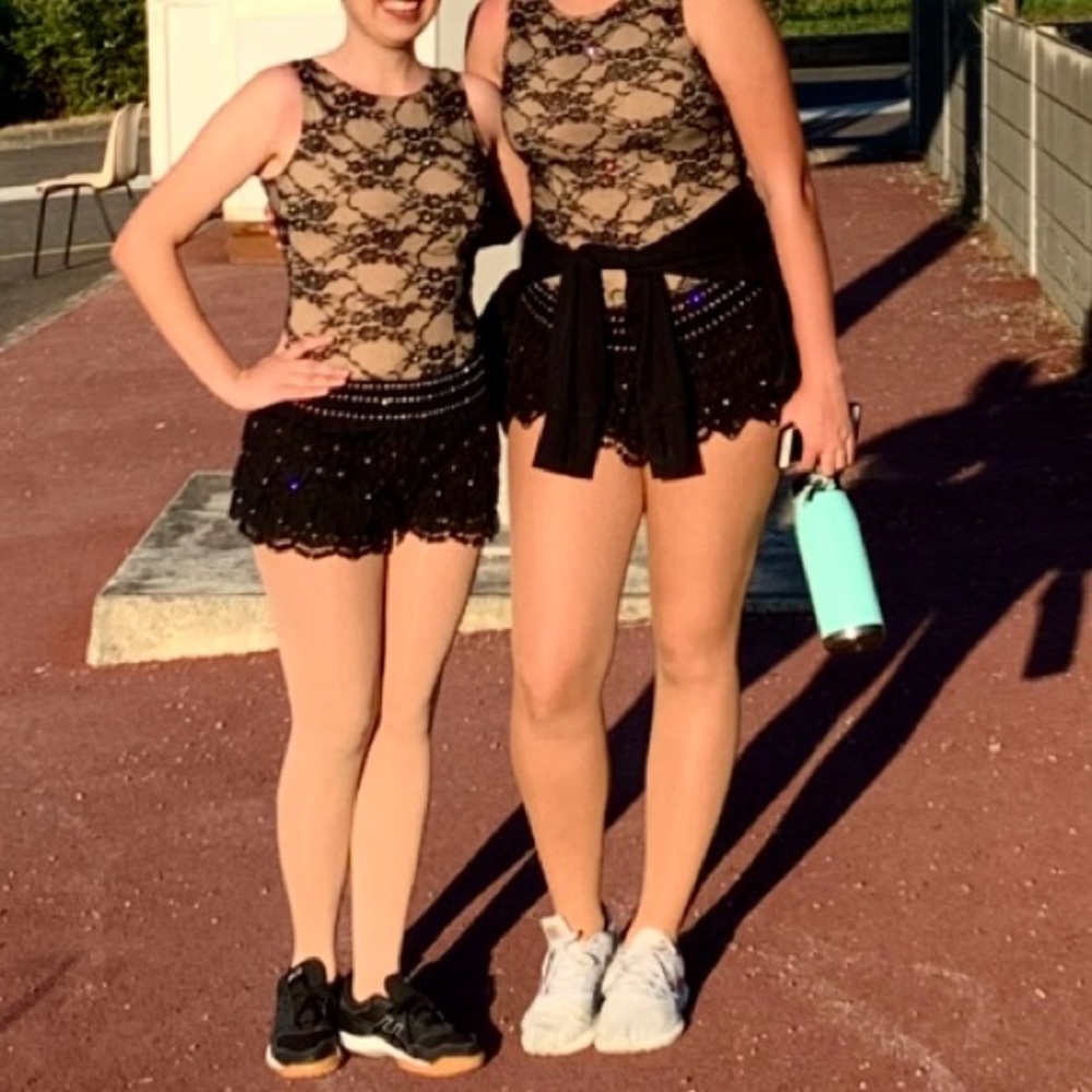 CAPEZIO Professional Dance, Twirl Costume - Leotard & Shorts M